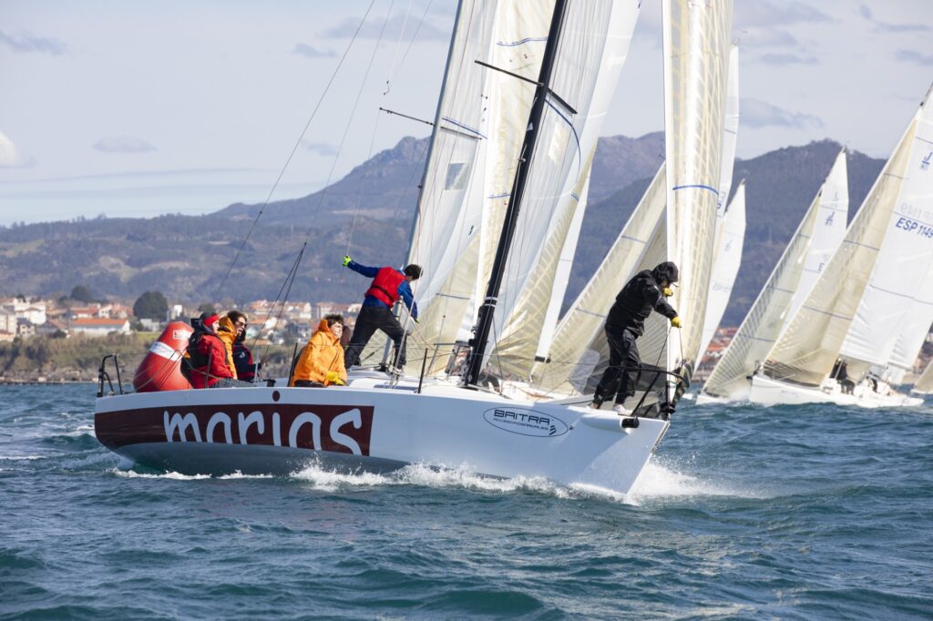 M.R.C.Y. BAYONA. EL «MARÍAS» ASALTA EL LIDERATO EN BAIONA Y APRIETA LA LUCHA POR LA LIGA DE INVIERNO BAITRA J80