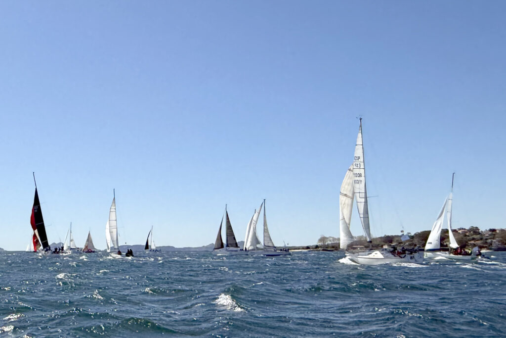BRILLANTE JORNADA DE MAR Y VIENTO EN LA LIGA DE INVIERNO CÍES-RANDE