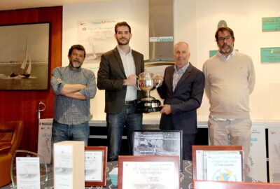 R.C.N. VIGO. BERMÚDEZ DE CASTRO Y PARDO, DEFIENDEN TÍTULO EN EL MEMORIAL CHOLO ARMADA DE SNIPE