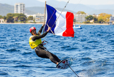 57ª SEMANA OLÍMPICA FRANCESA. MAEDER Y NOLOT EN KITEFOIL Y MORRIS Y MAGETTI EN IQFOIL, PRIMEROS OROS EN HYÈRES