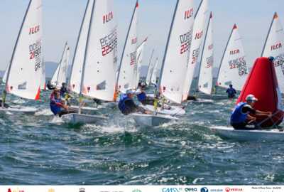 EMOCIONANTES REGATAS EN LA PENÚLTIMA JORNADA DEL CAMPEONATO EUROPEO JUVENIL DE ILCA 4