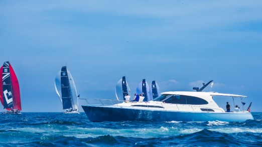 PALM BEACH MOTOR YACHT SE INCORPORA COMO DESTINATION PARTNER DE 52 SUPER SERIES