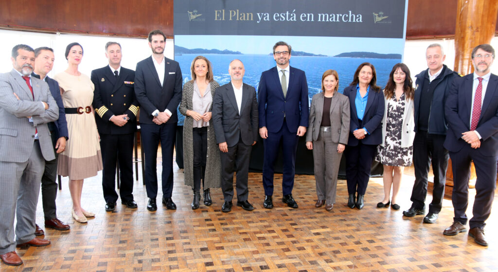 EL R.C.N. VIGO PRESENTA A LAS AUTORIDADES Y A LA INDUSTRIA MARÍTIMA LAS LÍMEAS MAESTRAS DE SU PLAN ESTRATÉGICO 120