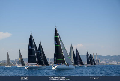 EL 53º TROFEO CONDE DE GODÓ DE VELA OOA ARRANCA CON DUELOS ESPECTÁCULARES