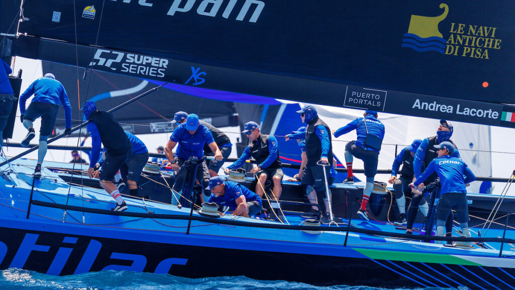 52 SUPER SERIES. JORNADA PERFECTA PARA «ALKEDO» Y LIDERATO PARA «PROVEZZA»