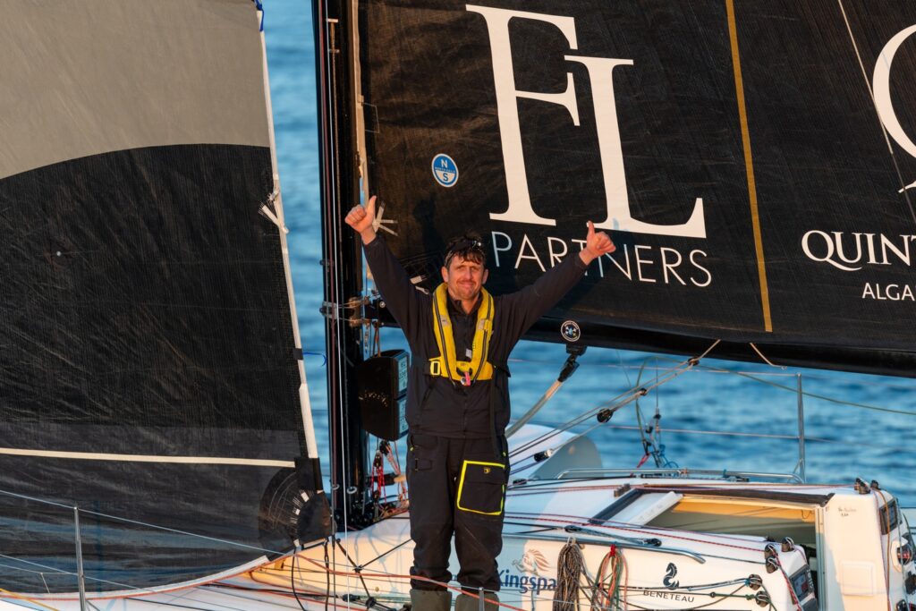 57ª SOLITAIRE DU FIGARO PAPREC. TOM DOLAN (KINGSPAN) GANA CON ESTILO EN VIGO*