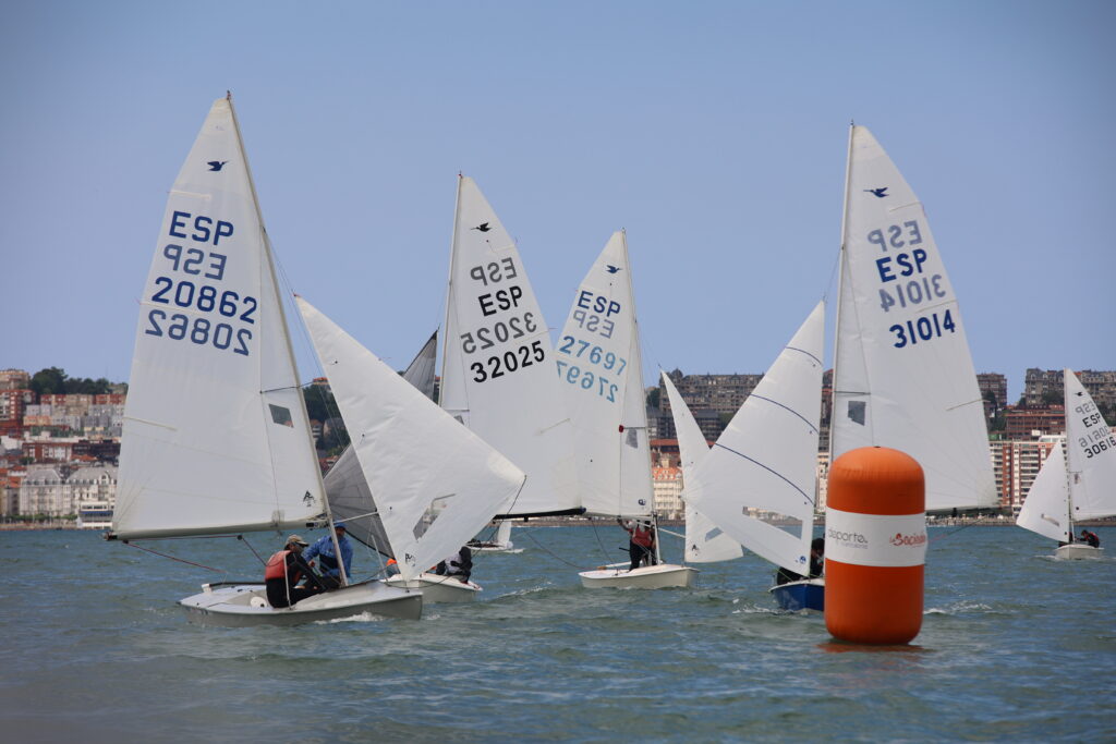 LA CLASE SNIPE PONE EL BROCHE FINAL A LA XI SEMANA INTERNACIONAL DE LA VELA CIUDAD DE SANTANDER