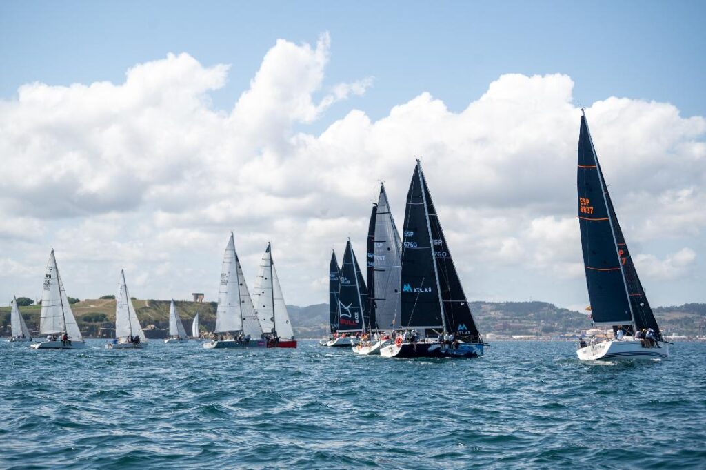 LA XXVII SEMANA ASTURIANA DE VELA COMPLETA DOS NUEVAS PRUEBAS CON VIENTOS DEL NW