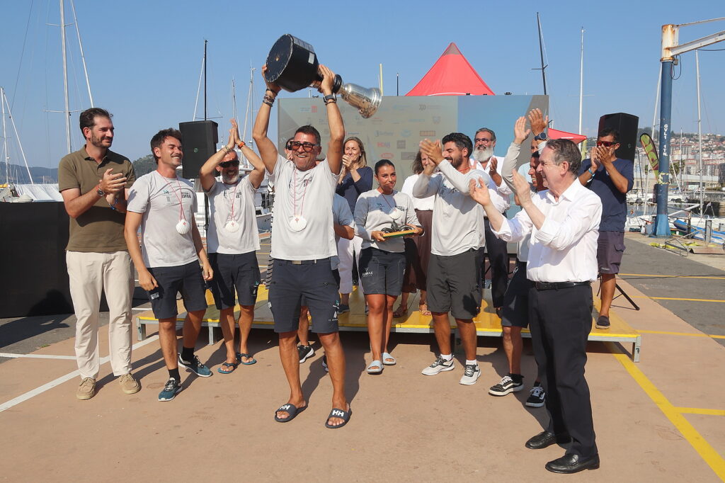«DEEP BLUE 2.1» SE LLEVA EL RÍAS Y EL «BALEA DOUS» LOGRA SU CUARTO TÍTULO CONSECUTIVO EN LA 63ª REGATA RÍAS BAIXAS