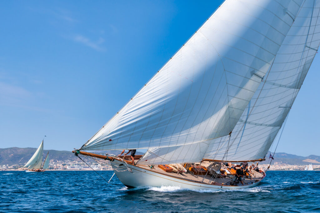 EL «HALLOWE’EN» CELEBRA SU CENTENARIO EN LA XXXI REGATA ILLES BALEARS CLÁSSICS