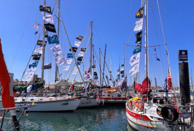 LES SABLES D’OLONNE DA LA BIENVENIDA A LA FLOTA DE LA MCINTYRE GGR MIENTRAS COMIENZA LA CUENTA ATRÁS