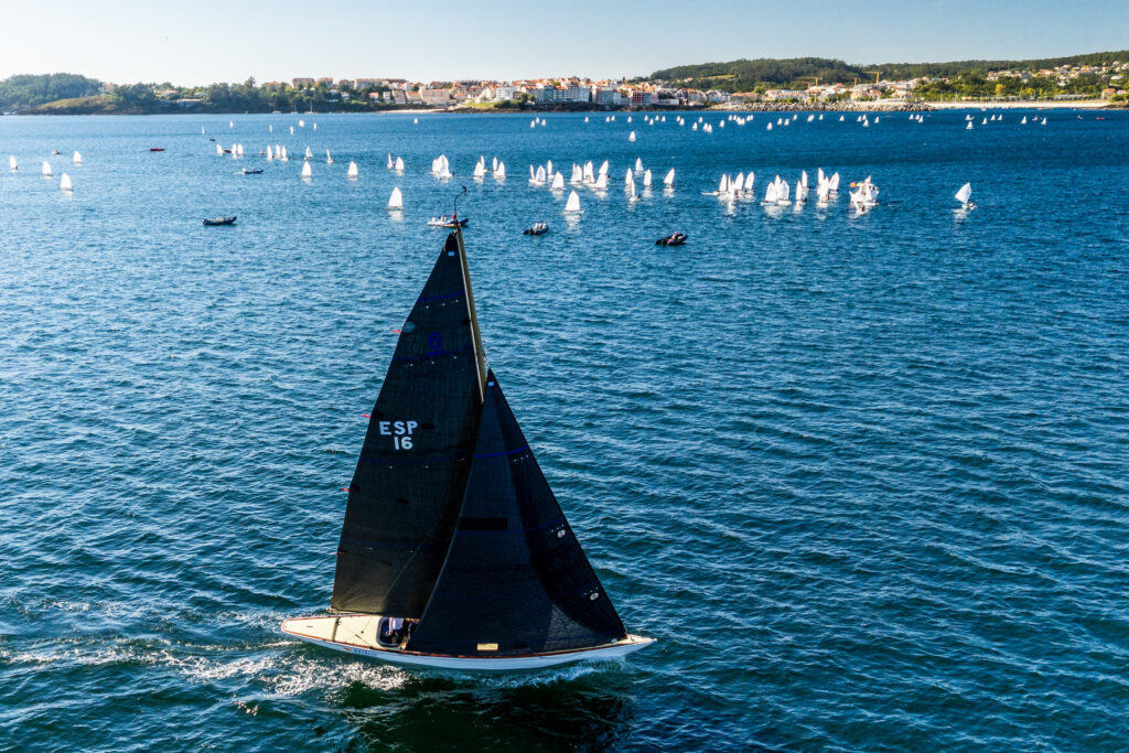 VIENTO Y PLENO DE PRUEBAS PARA ABRIR LA 11ª REGATA REY DON JUAN CARLOS I – EL CORTE INGLÉS MÁSTER