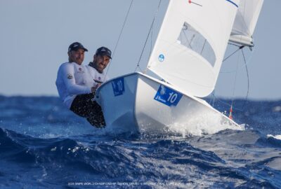 LOS CANARIOS GONZÁLEZ Y SÁNCHEZ MANDAN EN UN ESTRENO EXIGENTE EN EL MUNDIAL DE SNIPE 2026