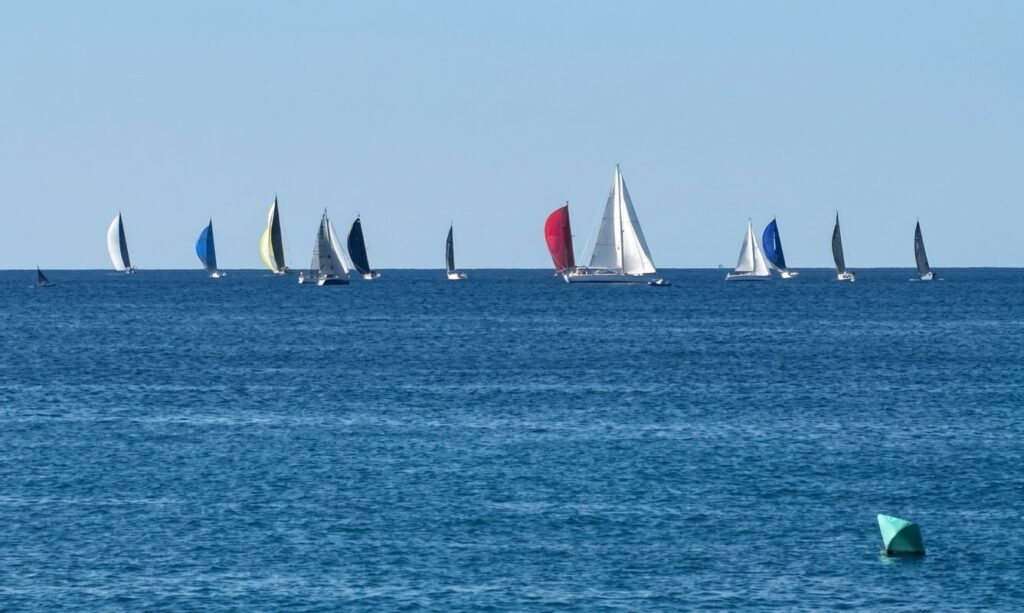 LA 40ª REGATA REI EN JAUME PONE RUMBO A MALLORCA CON 19 EMBARCACIONES