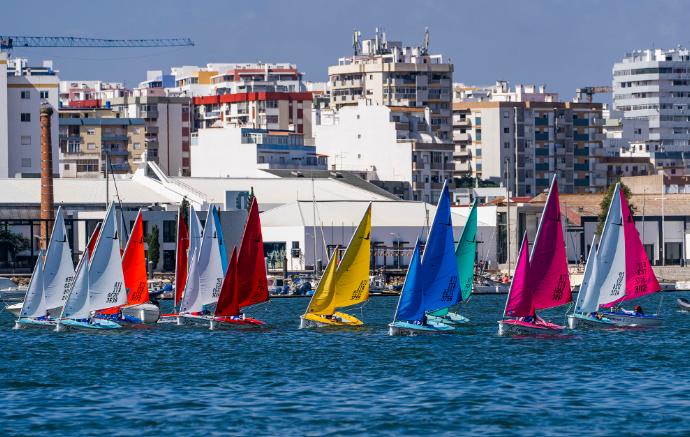 WORLD SAILING. PORTIMAO ACOGE UNA PARTICIPACIÓN RÉCORD PARA EL CAMPEONATO DEL MUNDO DE VELA INCLUSIVA 2026
